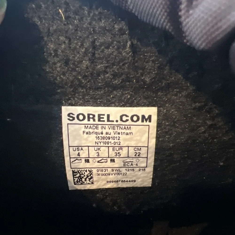 SOREL Snow Commander Black Gray Winter boots lined size 4 youth Snow‎